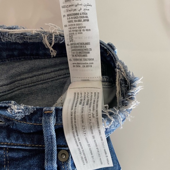 A&F High Rise - Picture 5 of 6